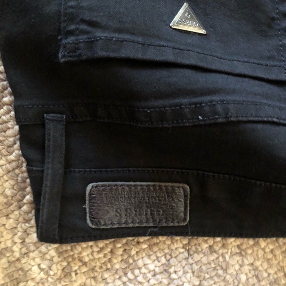 3 Pairs Guess Pants - Picture 7 of 8